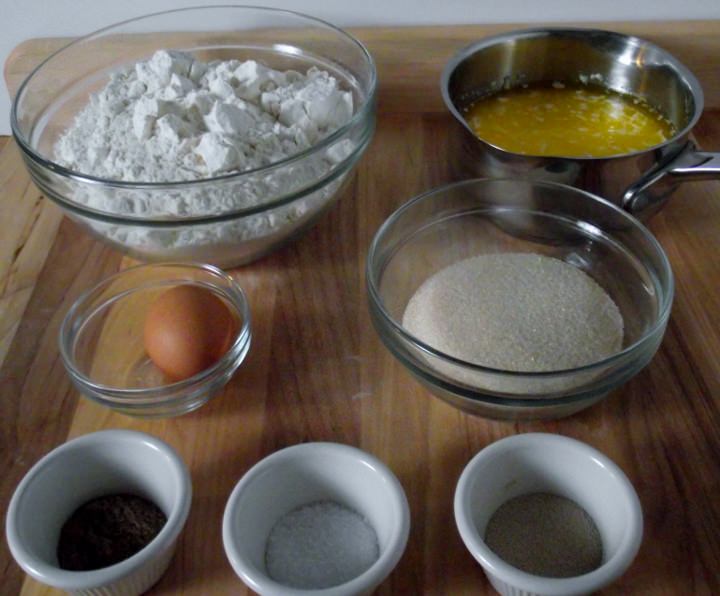 Ingredients fo cardamom bread